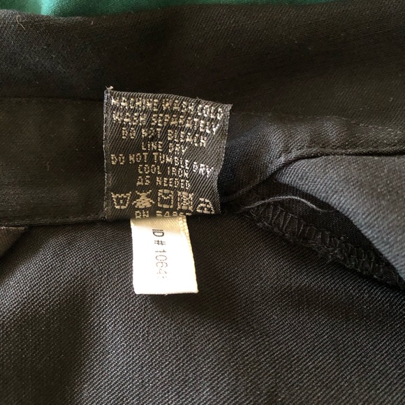 Black Jacket. Size 5/6. Brand EXPRESS World BRAND STRETCH.ZIP UP. - Picture 4 of 5